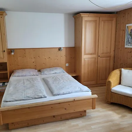 Leiner Apartament Altstadten