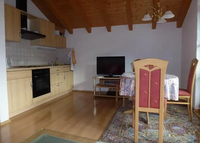 Leiner * Altstadten